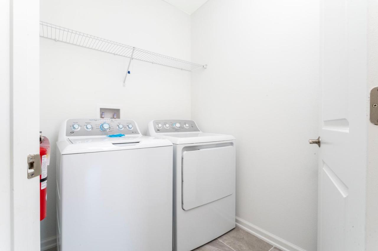 Family Friendly 2 Bd Close To @champions Gate 8899 Kissimmee