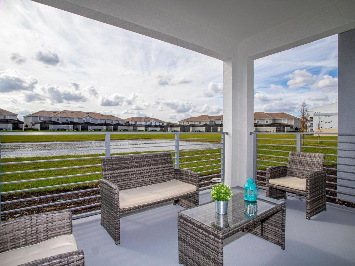 Marvelous 2 Bd Close To At Storey 106 *
