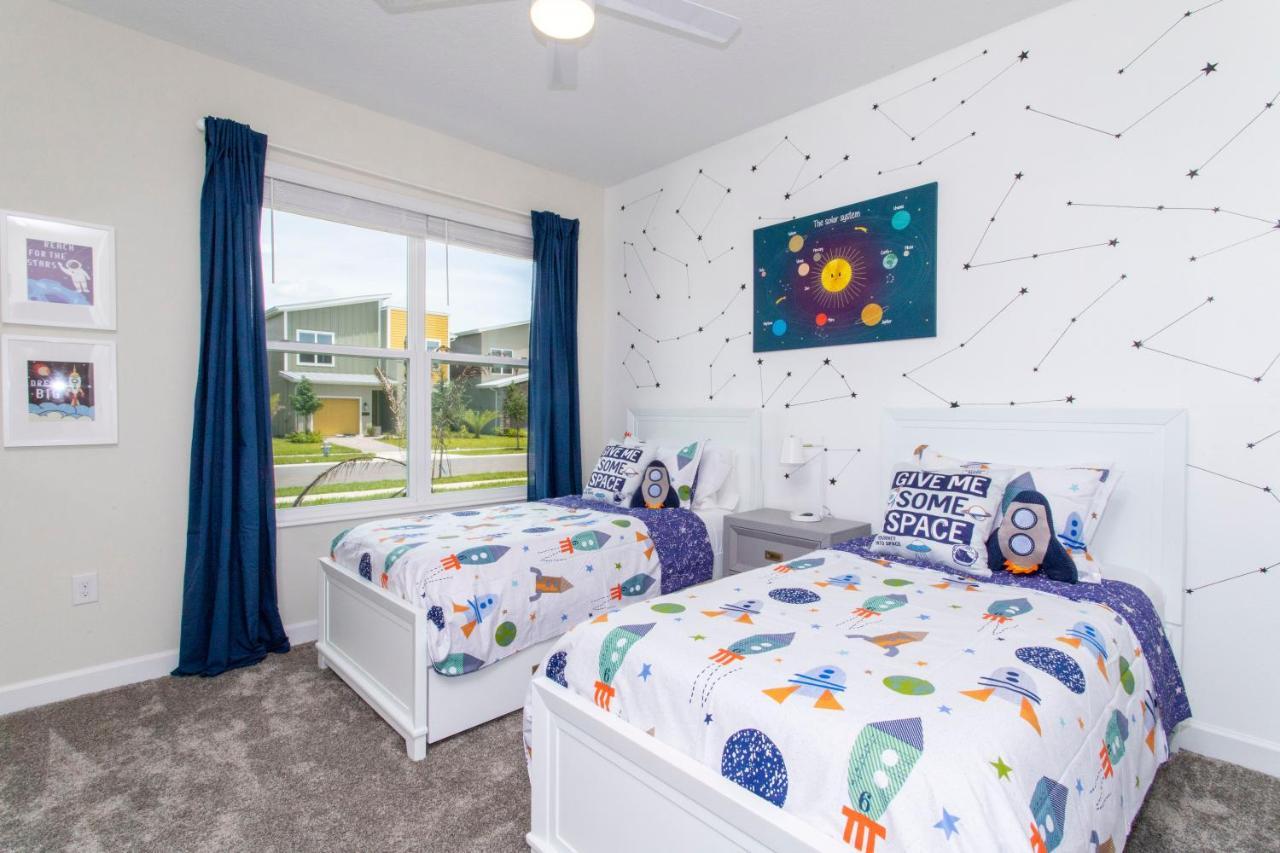 Stunning 5 Bd W/ Pool Close To @ Storey 2767 Kissimmee