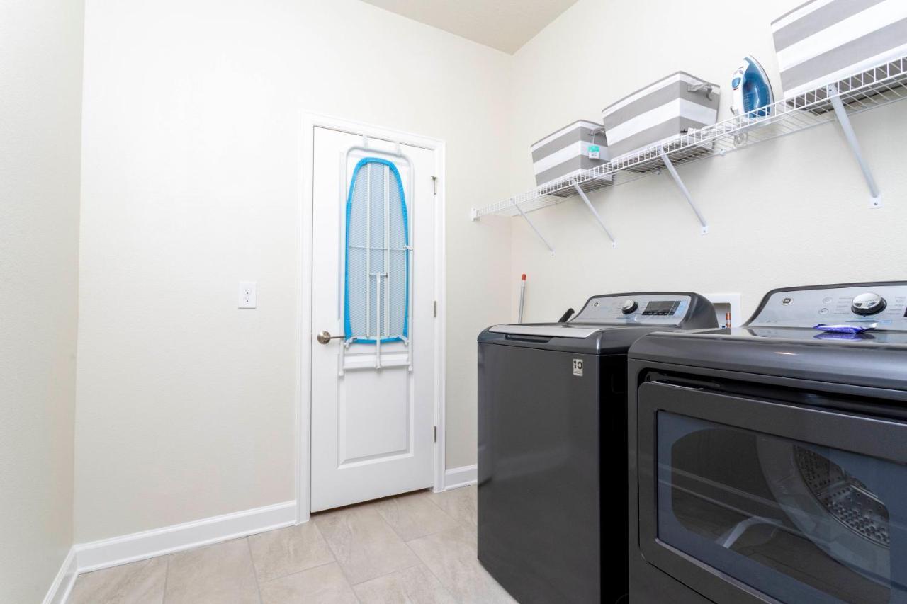 Gorgeous 5bdr Family With Pool At Storey 2767 O Kissimmee