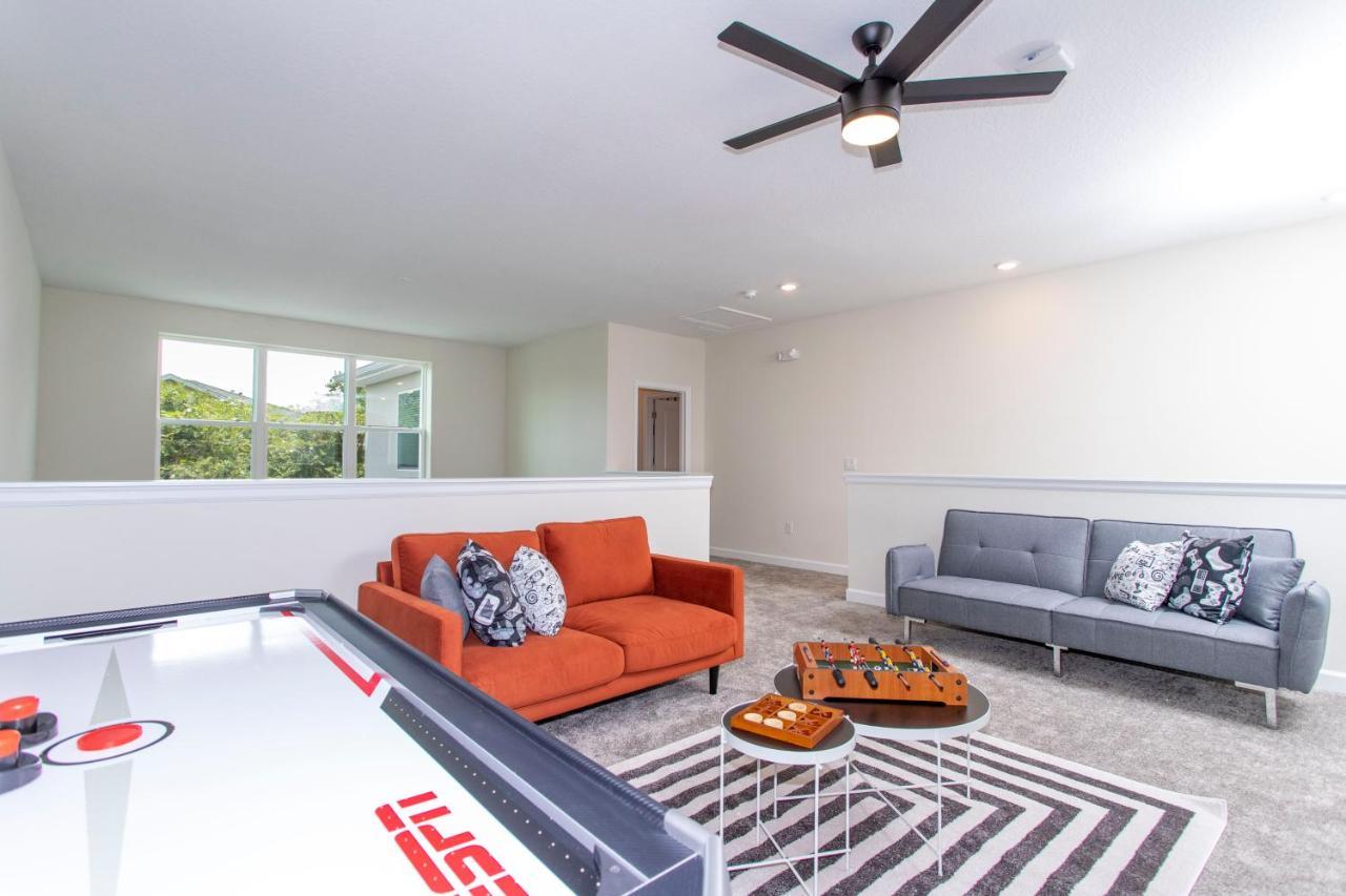 Stunning 5 Bd W/ Pool Close To @ Storey 2767 Holiday home *