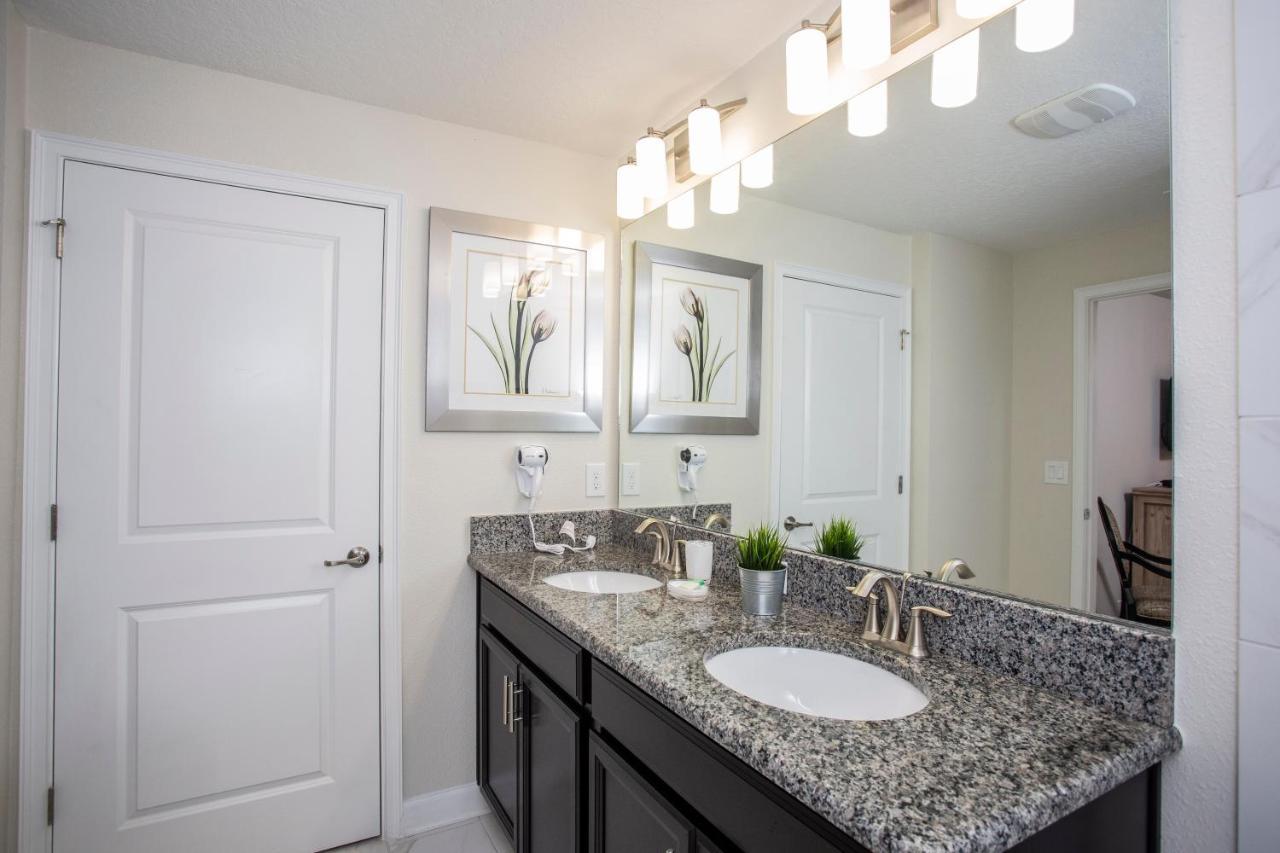 Four Bedrooms At Storeylakeresort 3063