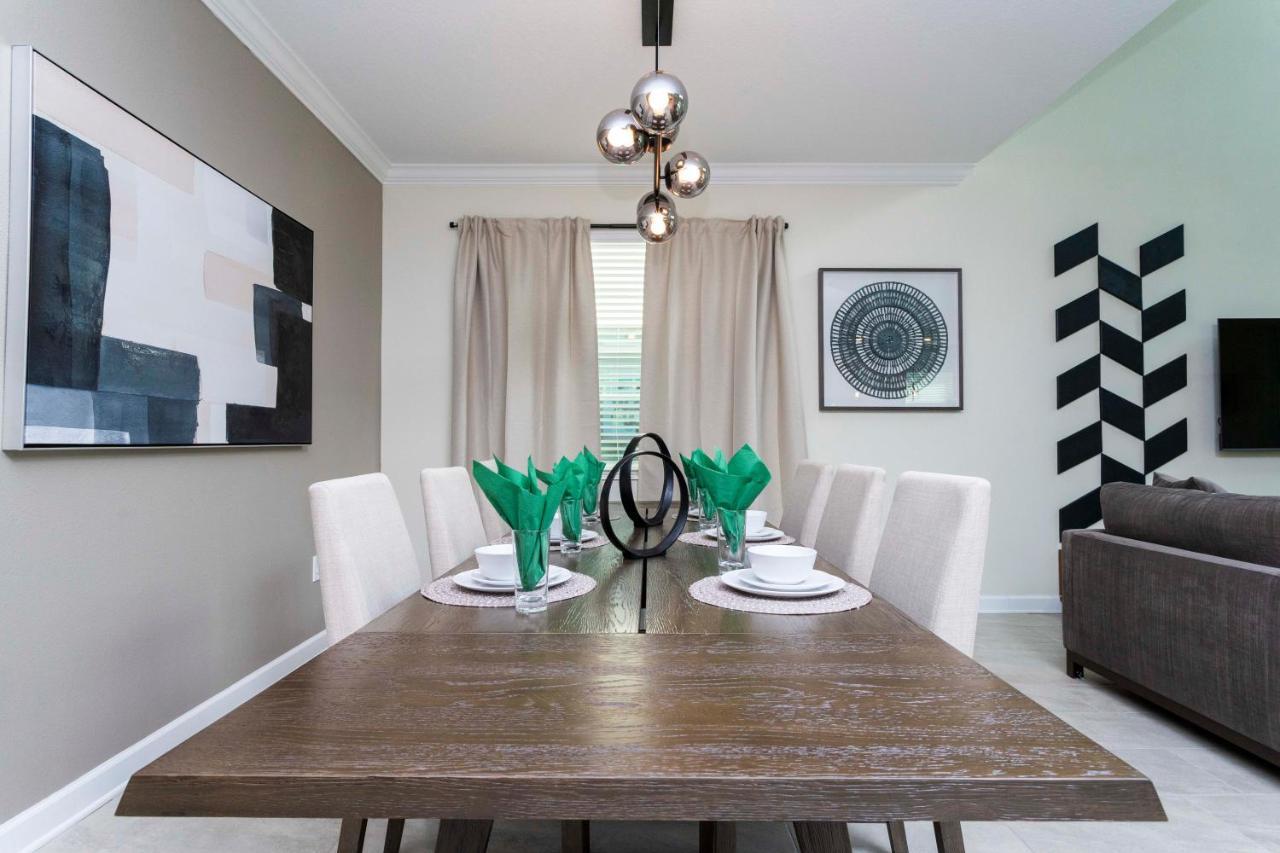 Gorgeous 5bdr Family With Pool At Storey 2767 O *