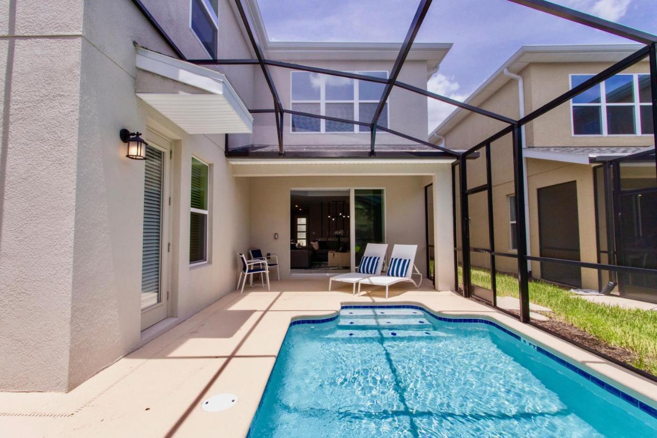 Stunning 5 Bd W/ Pool Close To @ Storey 2767 Holiday home