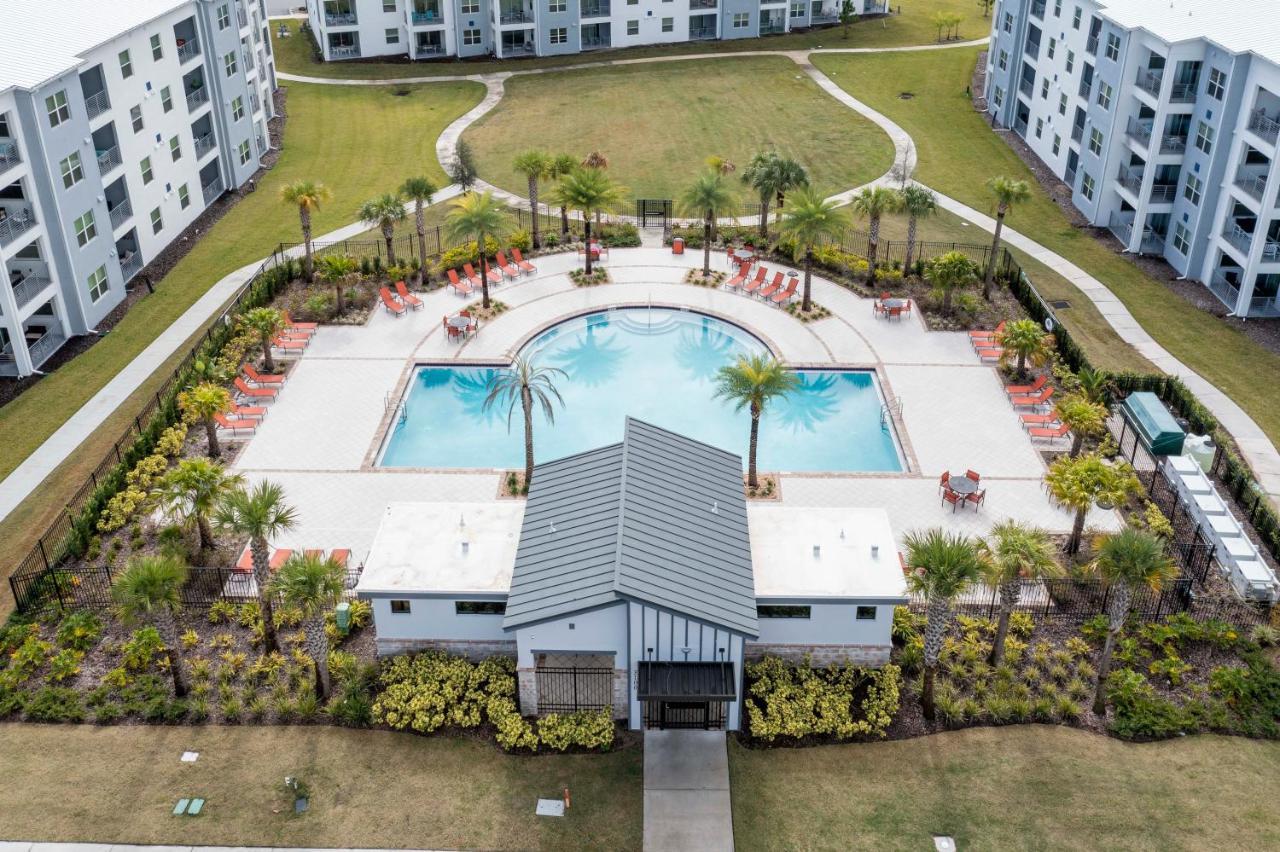 Gorgeous 4 Bd W/ Pool Close To @ Storey 2963 *