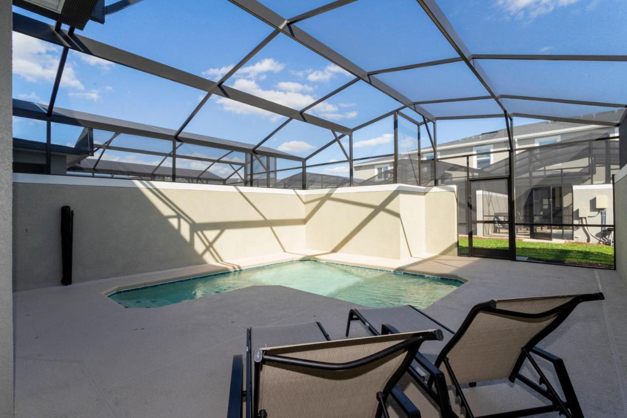 Gorgeous 4 Bd W/ Pool Close To @ Storey 2963 Holiday home Kissimmee