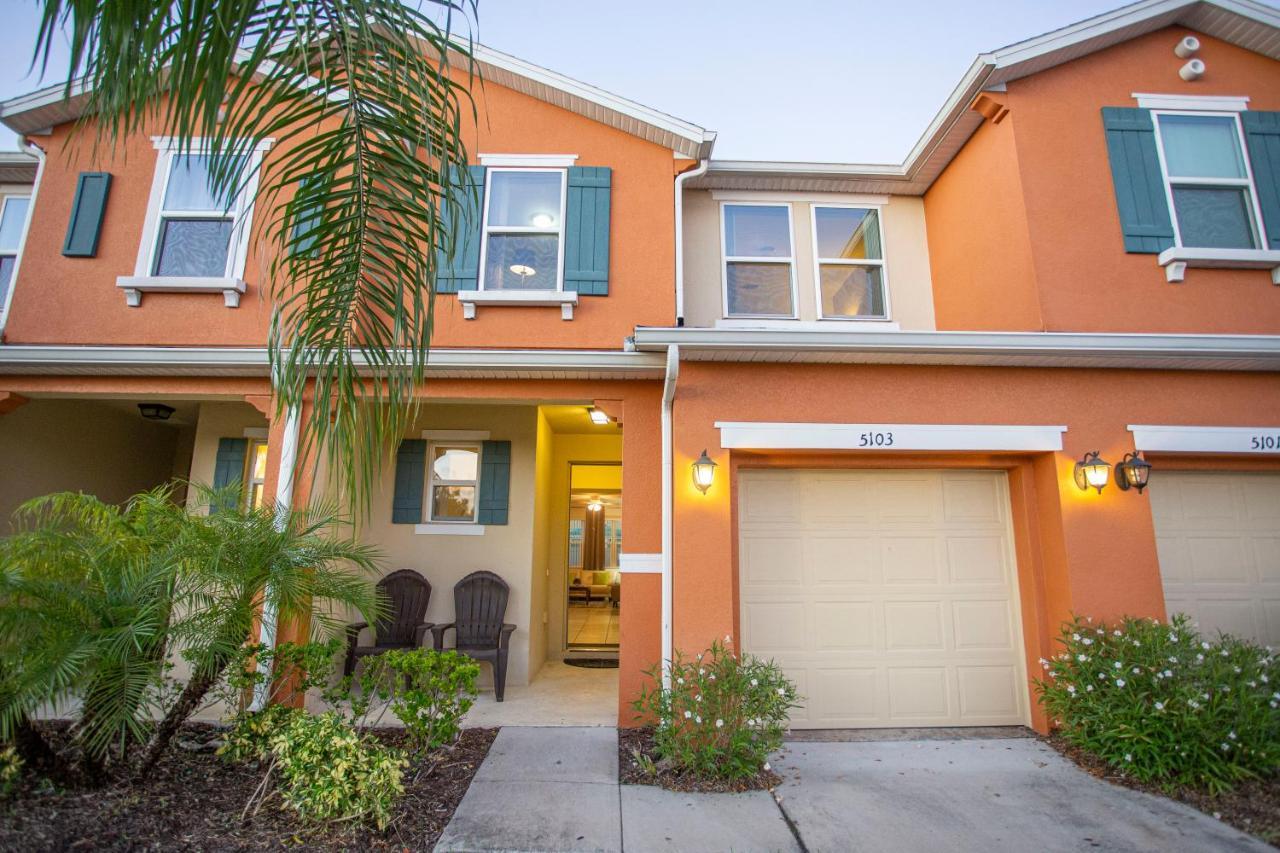 Holiday home Family Friendly 4 Bedrooms With Gameroom Close To In Compass Bay 5103 *