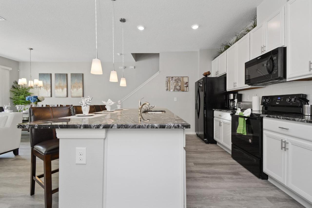 Four Bedrooms Townhome 5128 Kissimmee