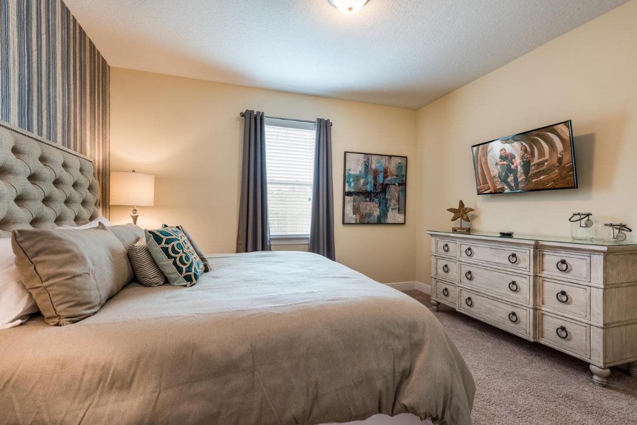 Encore Reunion 8 Bd Sleeps 17 W Pool & Spa Close To Disney 461 Holiday home *