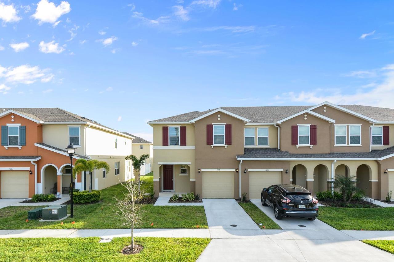 Four Bedrooms Townhome 5128 Kissimmee