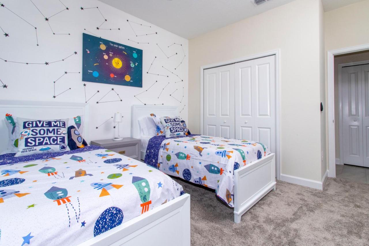 Holiday home Stunning 5 Bd W/ Pool Close To @ Storey 2767 Kissimmee