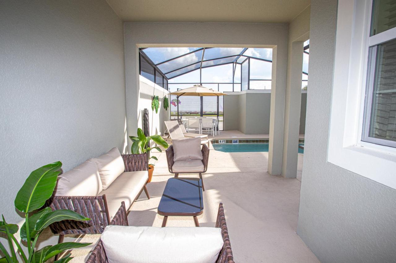 Gorgeous 4 Bedroom W/ Pool Close To 4836 Holiday home *