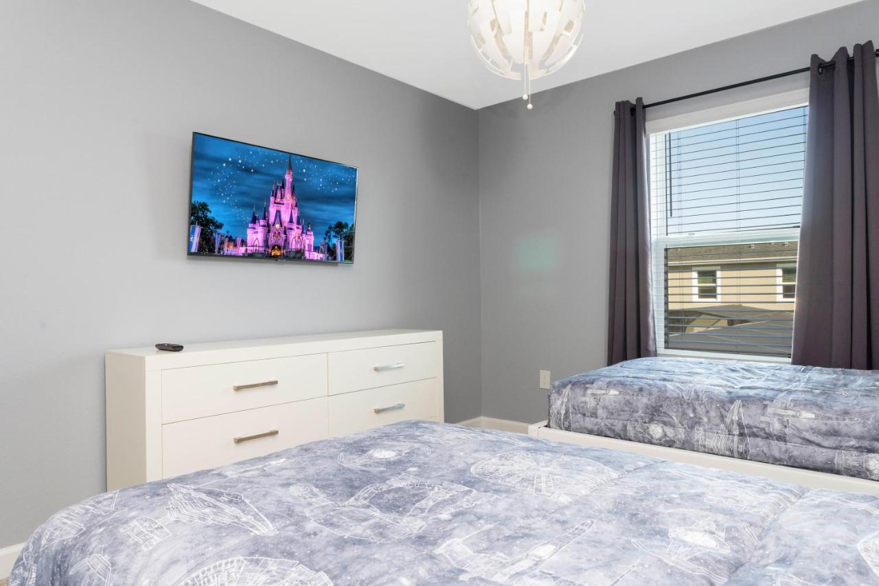 Gorgeous 4 Bd W/ Pool Close To @ Storey 2963 Holiday home Kissimmee