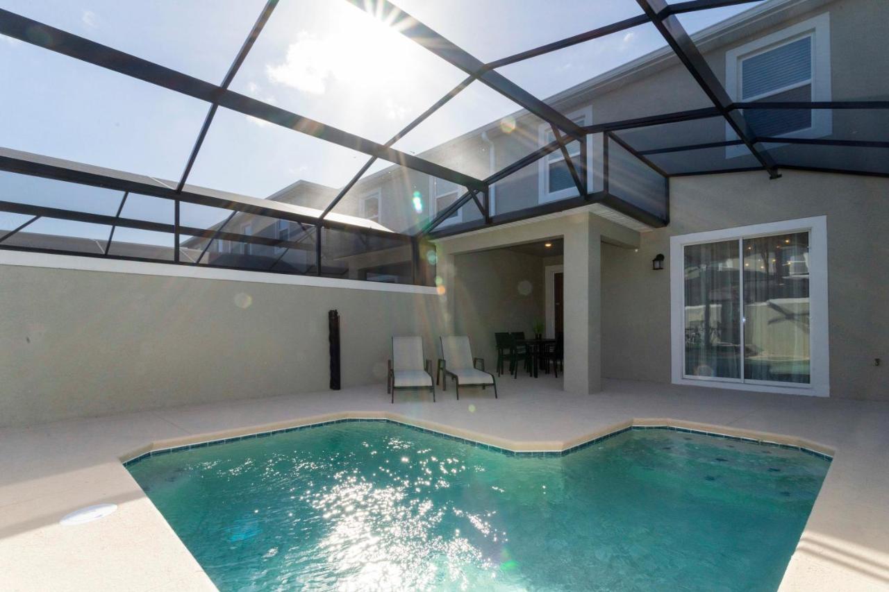 Gorgeous 4 Bd W/ Pool Close To @ Storey 2963 Holiday home *