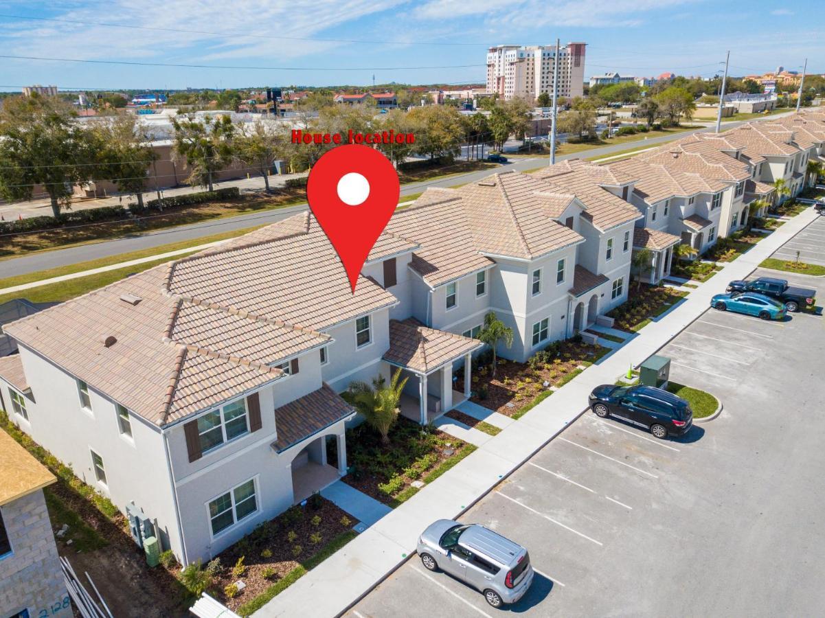 Gorgeous Four Bd W/ Pool Close To 5035 Holiday home *