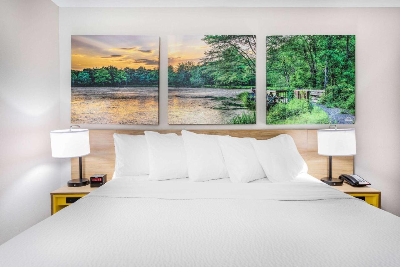 Days By Wyndham N Orlando/casselberry Hotel Fern Park