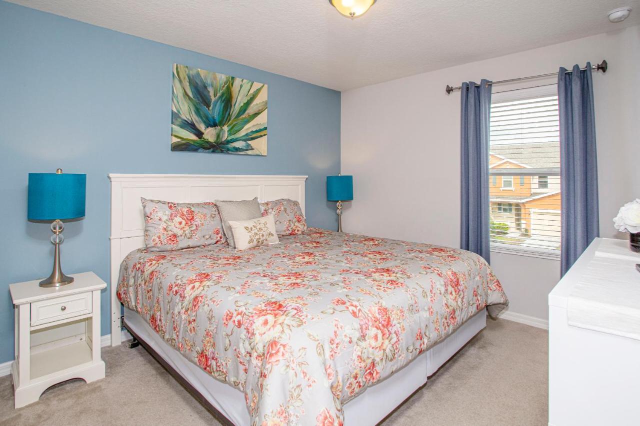 Four Bedrooms Townhome 5108k Holiday home Kissimmee