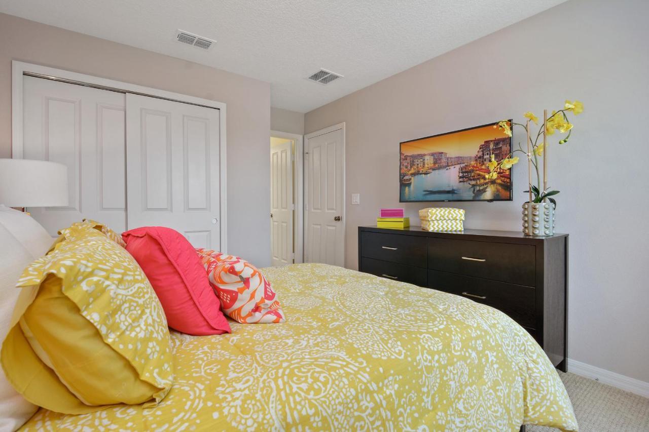 Holiday home 4bd Sleeps 9 W Jacuzzi Close To @ Compass Bay 5113c Kissimmee