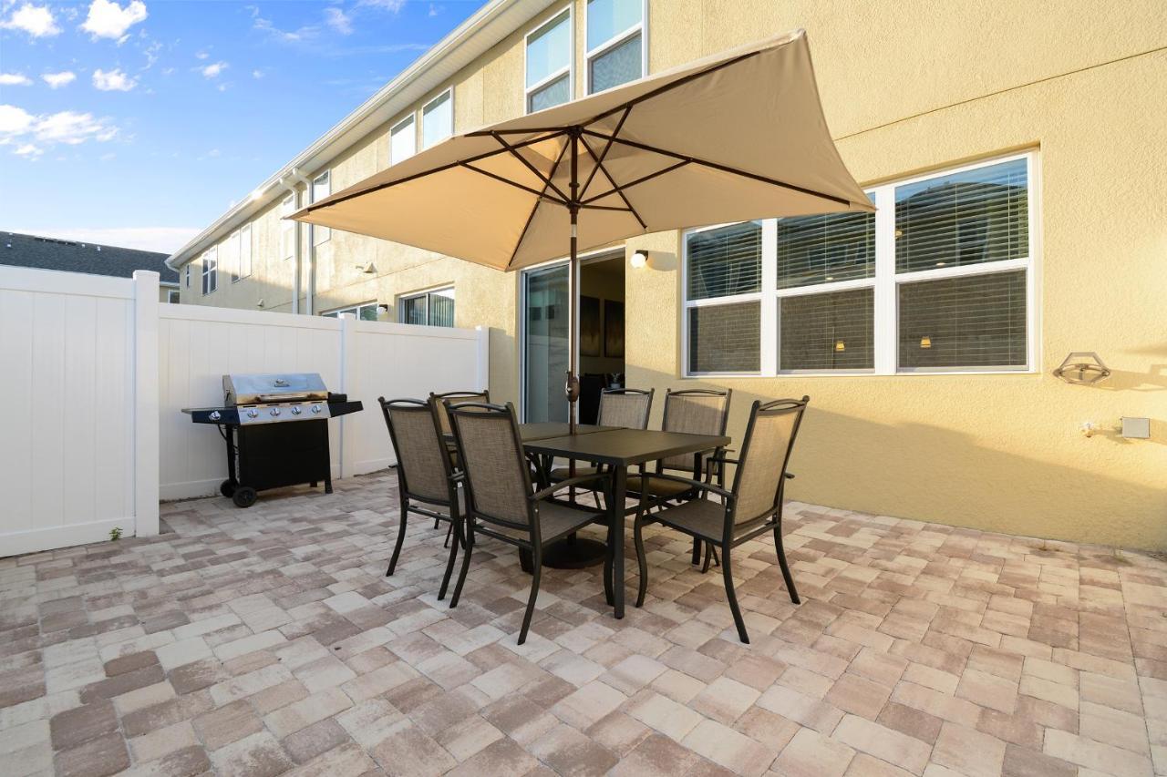 Four Bedrooms Townhome 5128 Holiday home