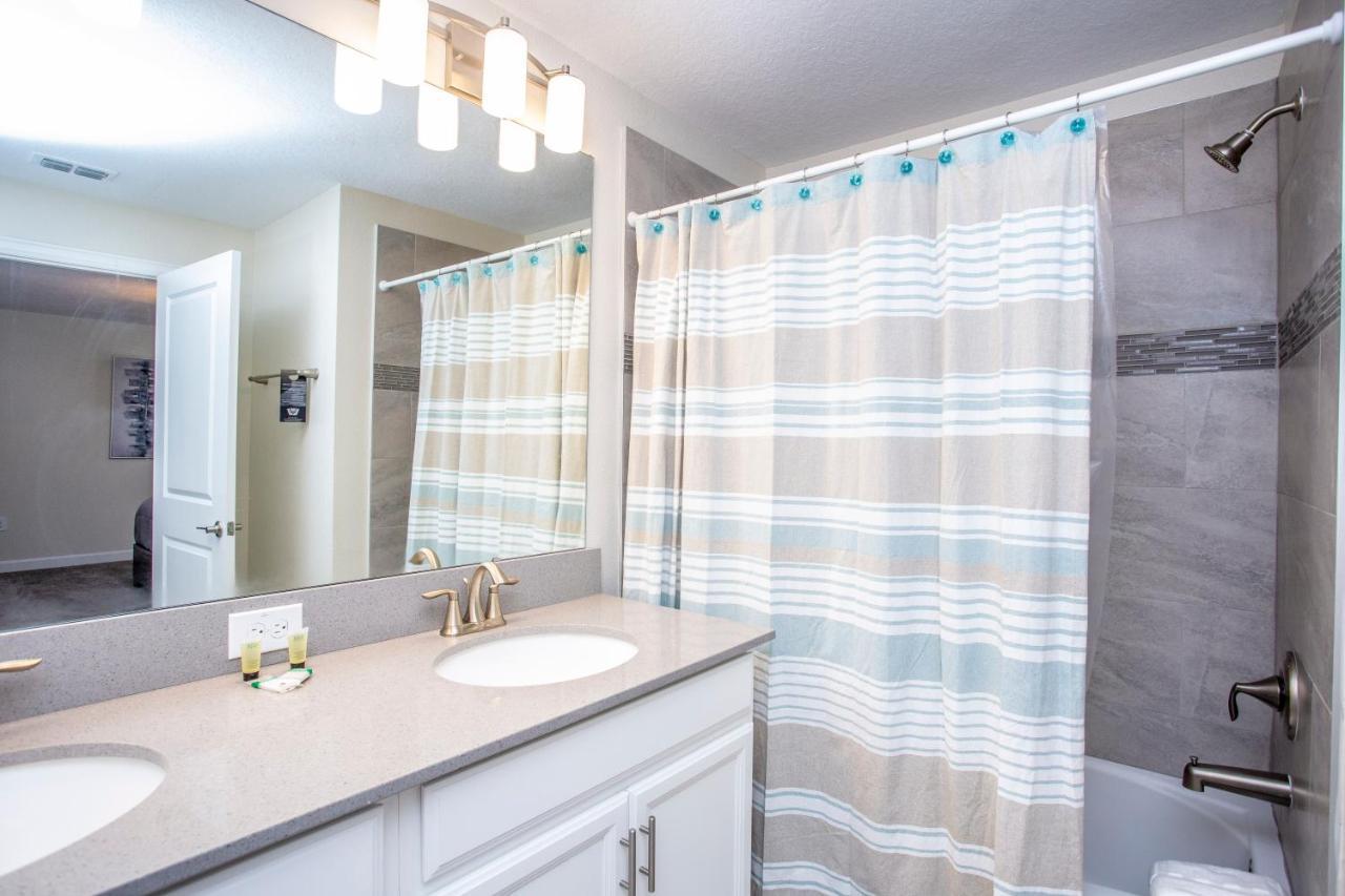 Luxurious 4bd W/ Pool 4983 * Kissimmee