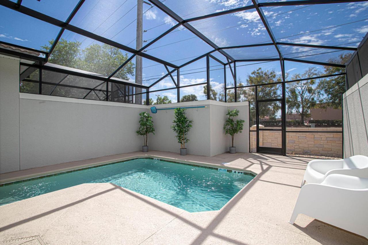 Gorgeous Four Bd W/ Pool Close To 5035 Holiday home *