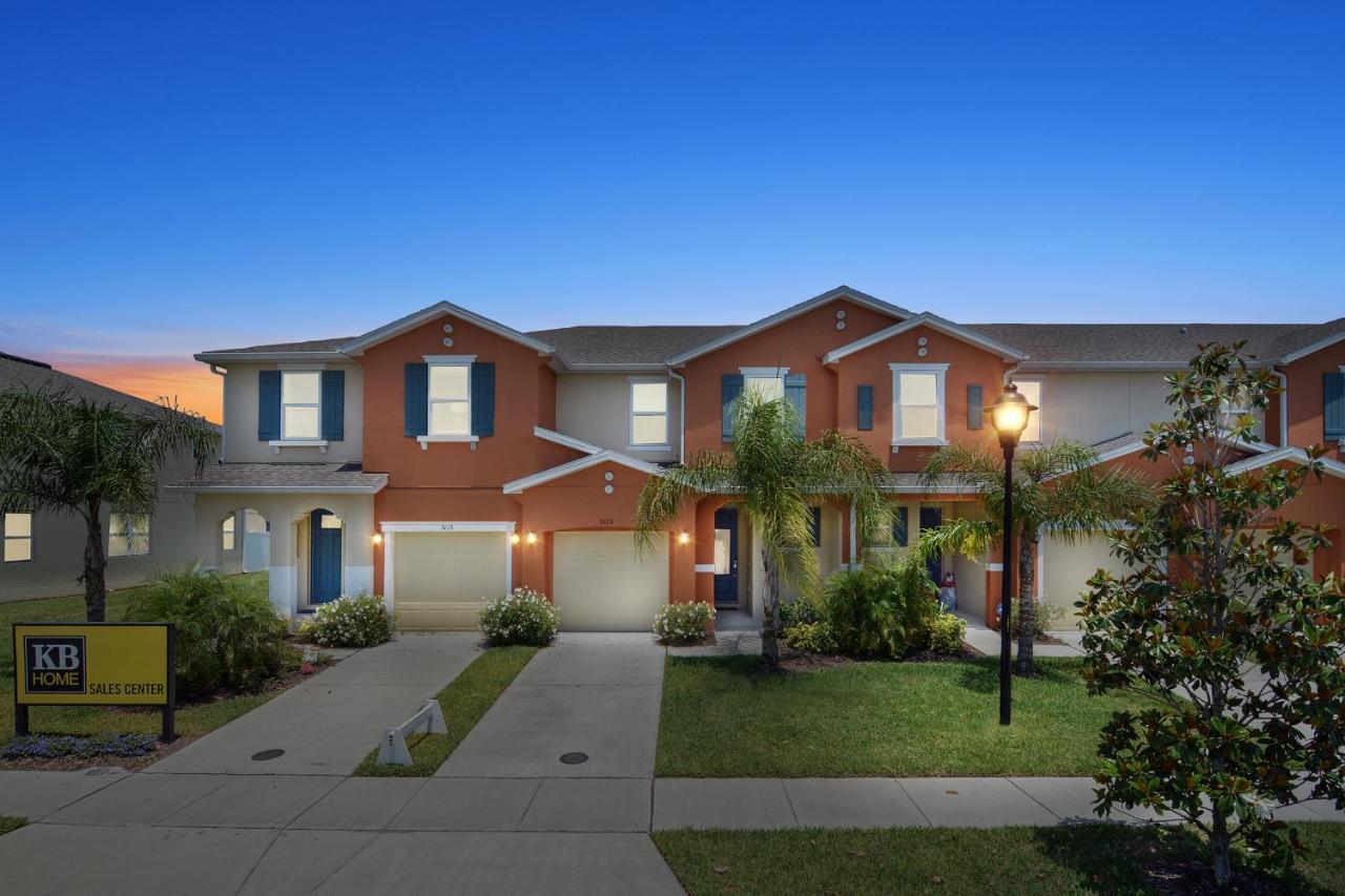 Holiday home 4bd Sleeps 9 W Jacuzzi Close To @ Compass Bay 5113c