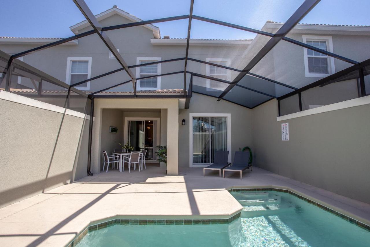 Luxurious 4bd W/ Pool 4983 Holiday home