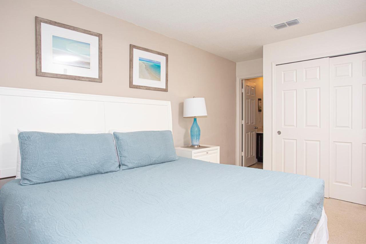 Family Friendly 4 Bedrooms With Gameroom Close To In Compass Bay 5103