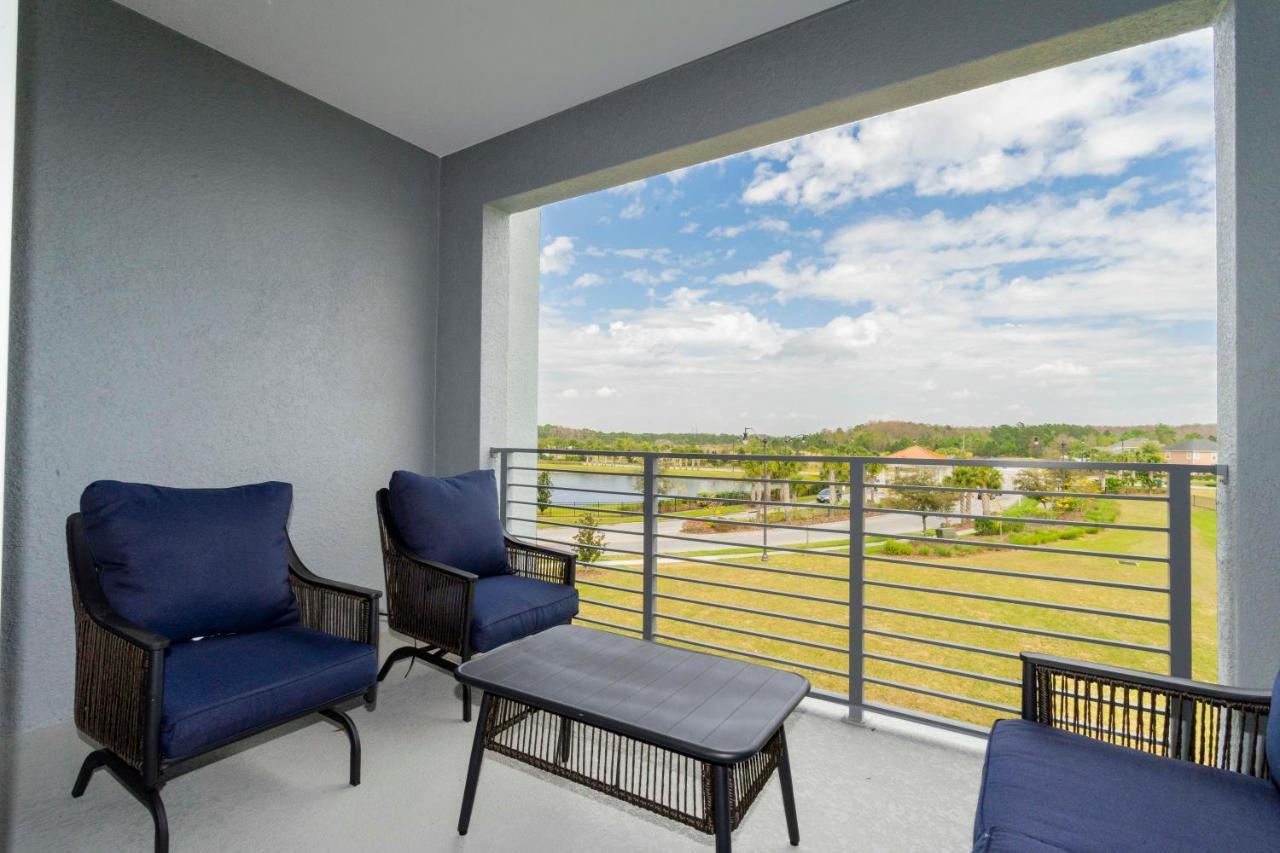 Stunning 2 Bedroom Close To 304 3191