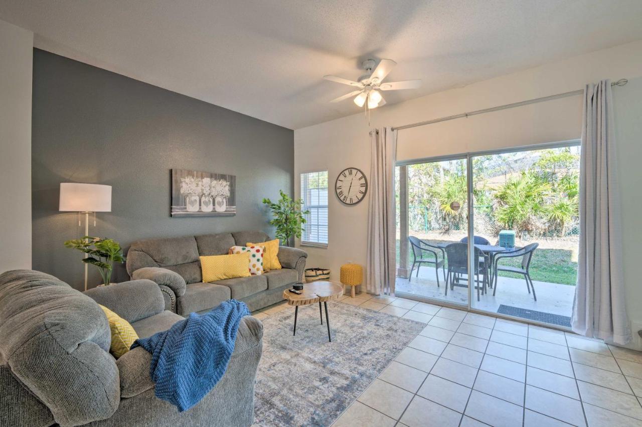 Holiday home Charming Townhome With Patio Less Than 9 Mi To Disney!
