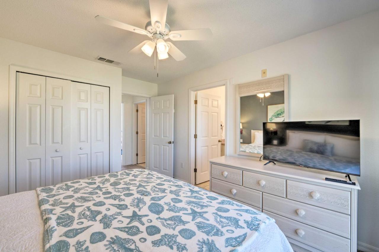 Charming Townhome With Patio Less Than 9 Mi To Disney! Holiday home Kissimmee