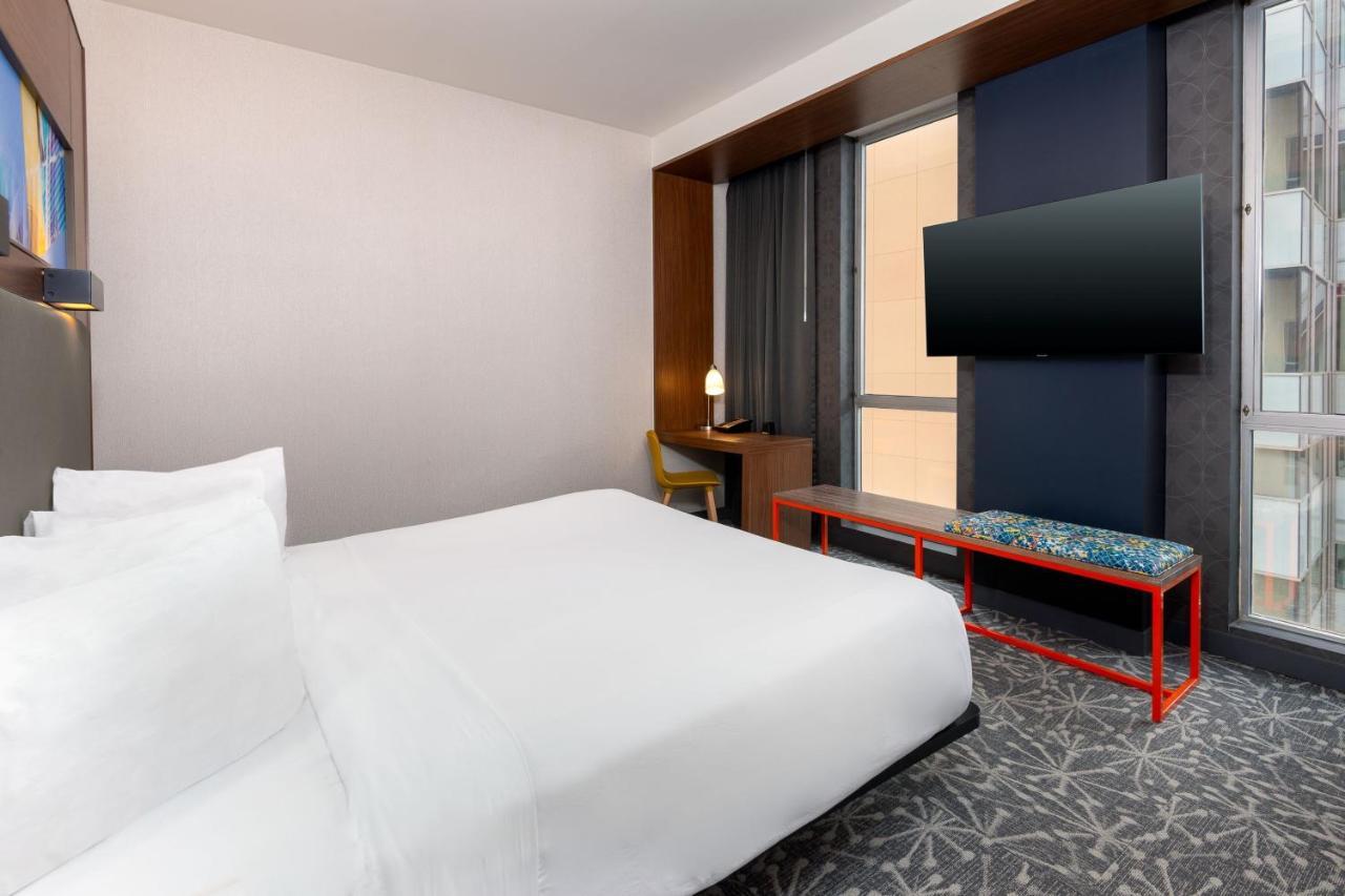 Aloft Downtown 3*