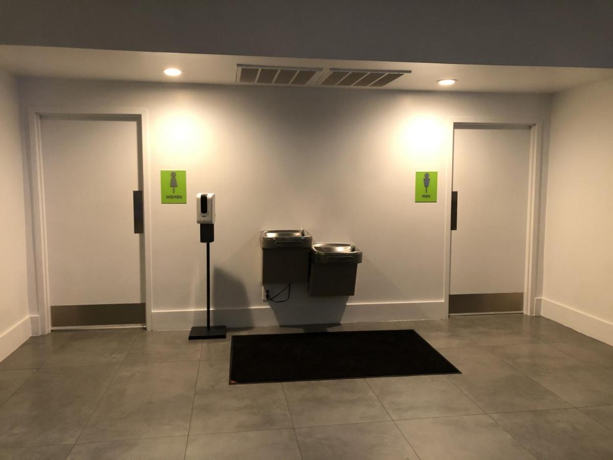 151 Entire Studio Minutes From Disney Hotel *