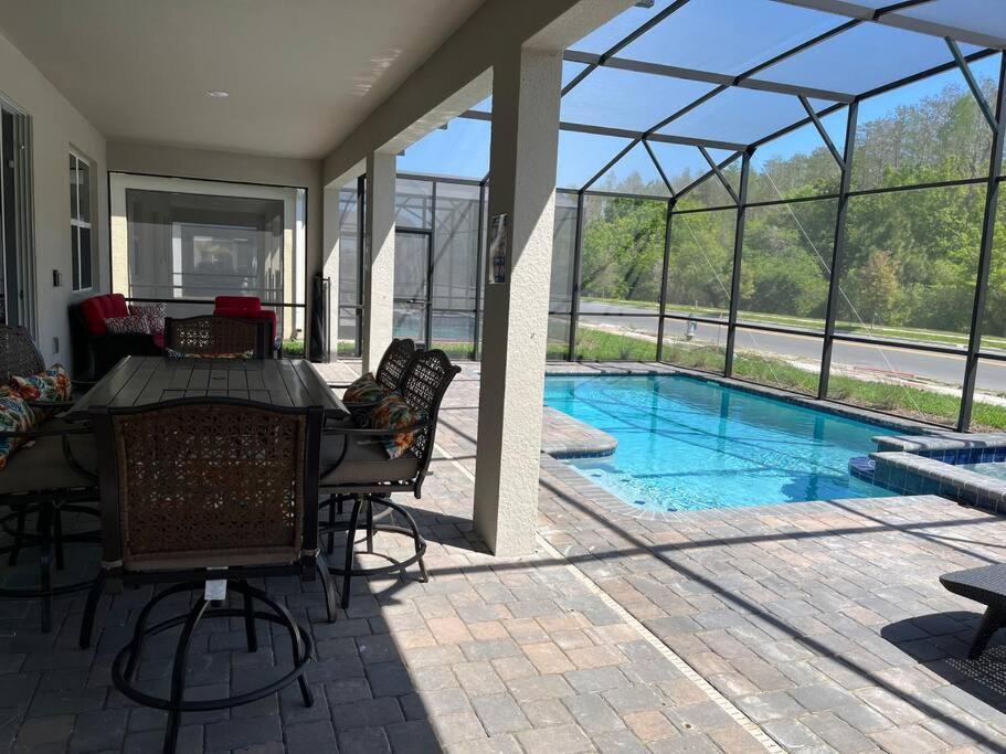 Villa Luxury 9br @ Storey Near Kissimmee