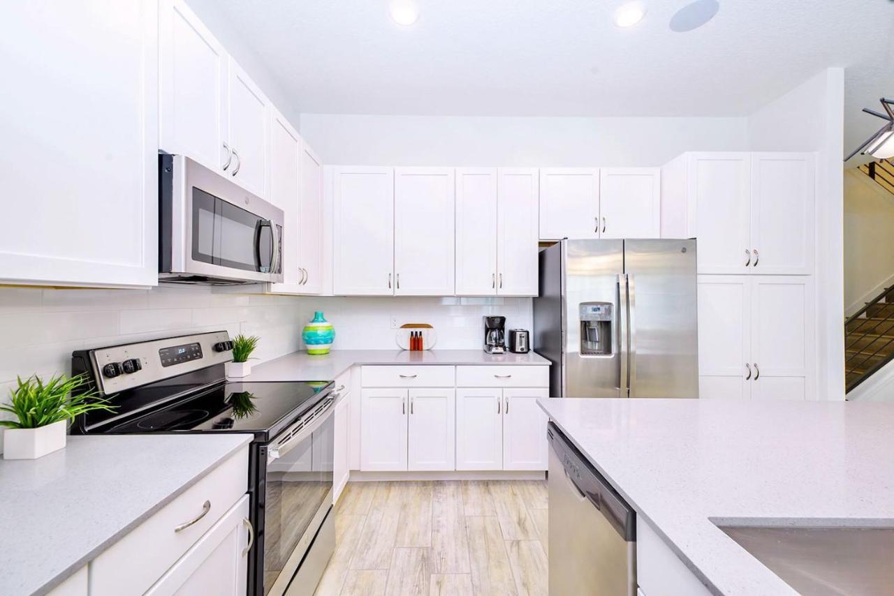 12br Family W Pool And Hot Tub