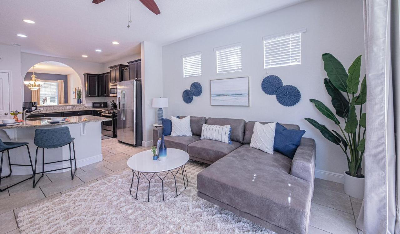 Solterra 5165 - Five Bedroom Pool Davenport