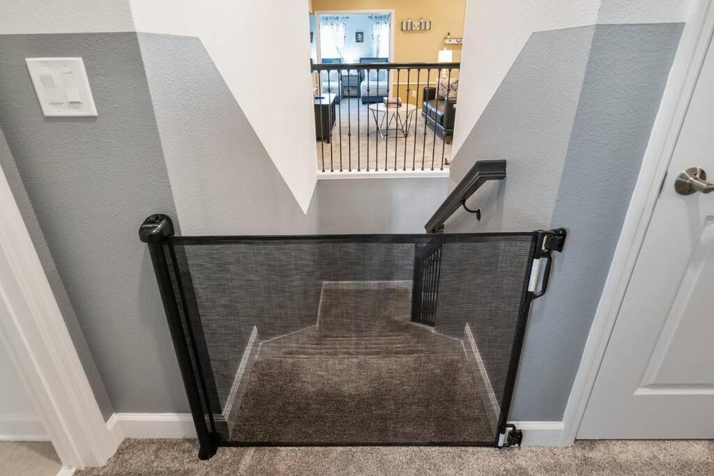 Villa Luxury 9br @ Storey Near *