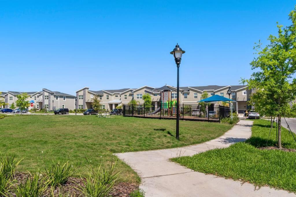 Luxury 9br @ Storey Near * Kissimmee