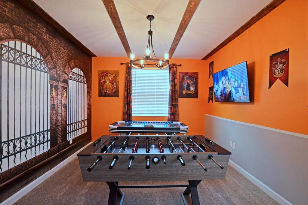 Amazing 6br @ Storey Near *