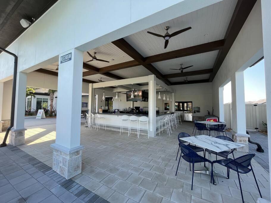 Amazing 6br @ Storey Near Villa