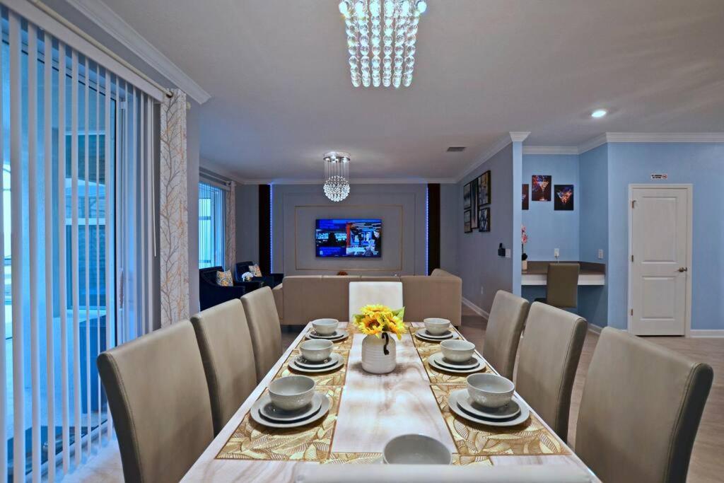 Villa Amazing 6br @ Storey Near