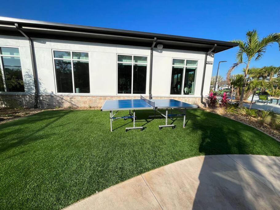 Amazing 6br @ Storey Near *