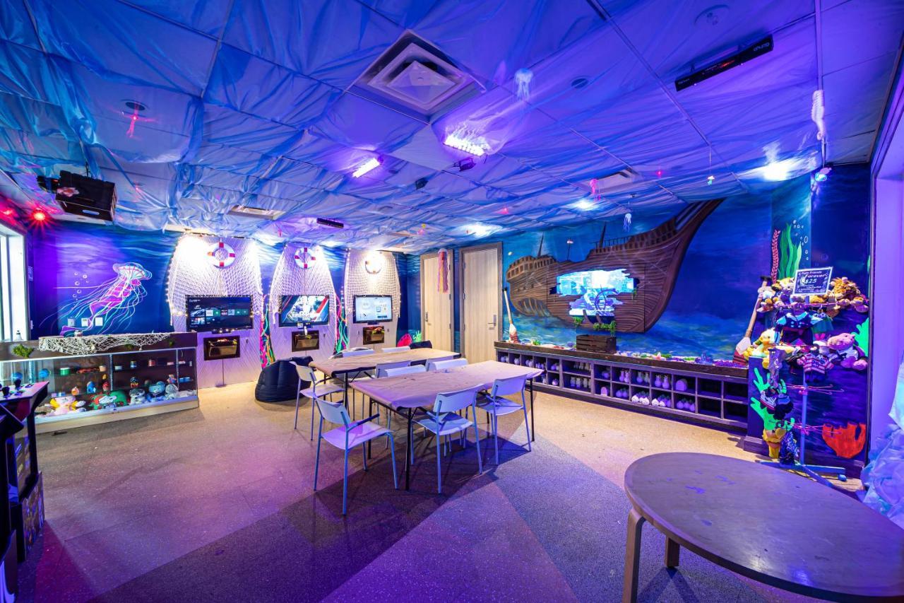Alluring By Rentyl With Private Pool Near - 310p Holiday home Orlando