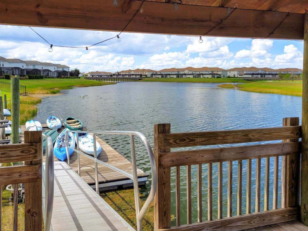 Holiday home 5br 5bath Pvt Bbq Pool 10min 3077ft *