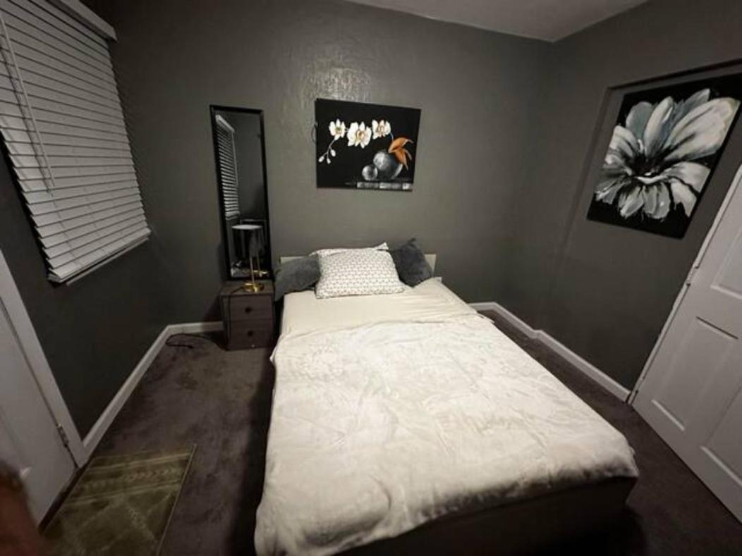 Homestay Private - Universal Studio