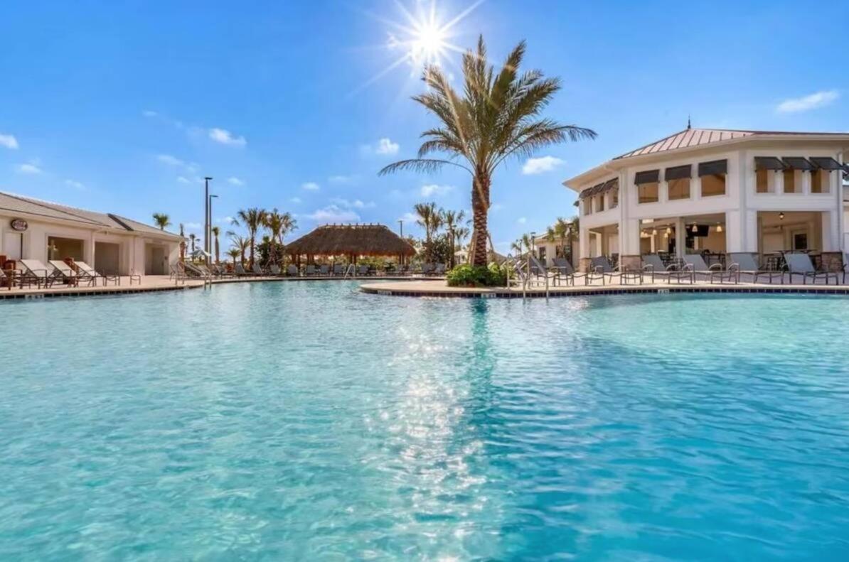 Holiday home Amazing 5 Bedrooms 04ba At Storey