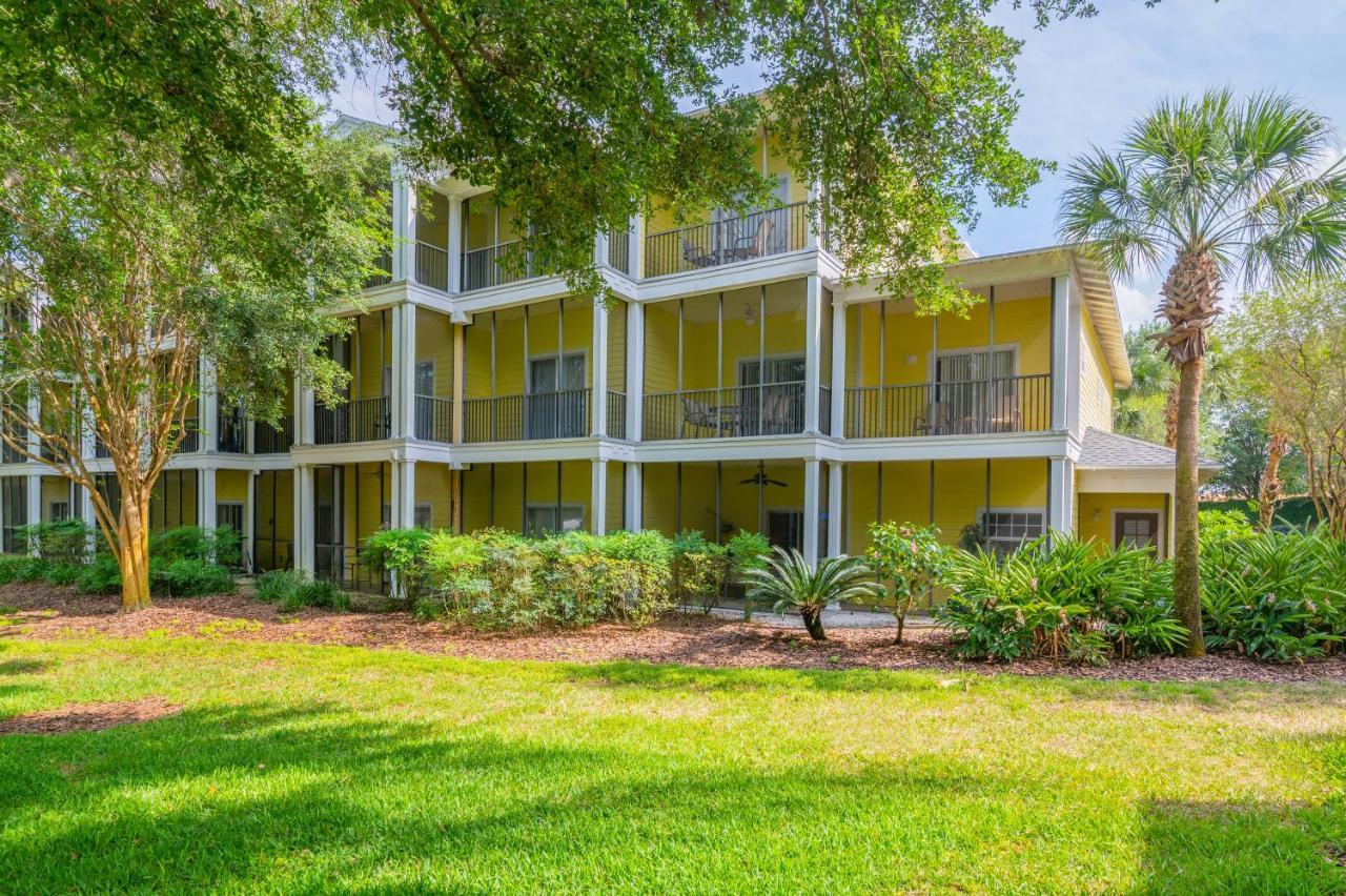 Cristina's Tropical Villa/ Just Minutes From Disney! Apartment