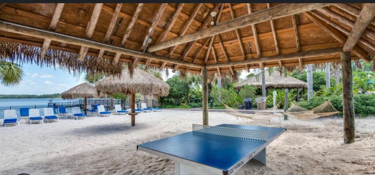 Cristina's Tropical Villa/ Just Minutes From Disney!