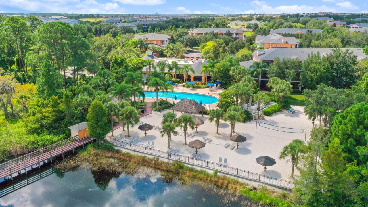 Cristina's Tropical Villa/ Just Minutes From Disney! Apartment Kissimmee