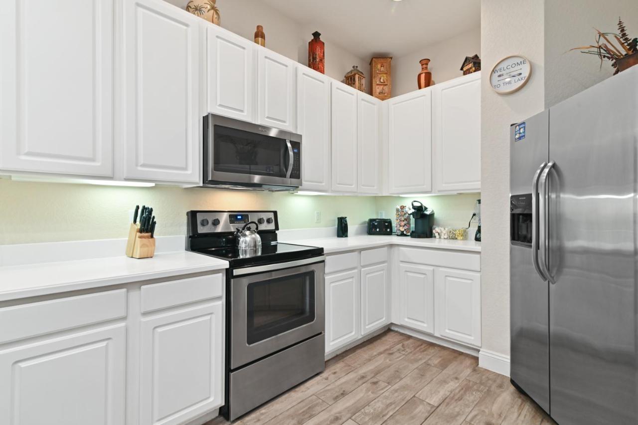 Cristina's Tropical Villa/ Just Minutes From Disney! Kissimmee